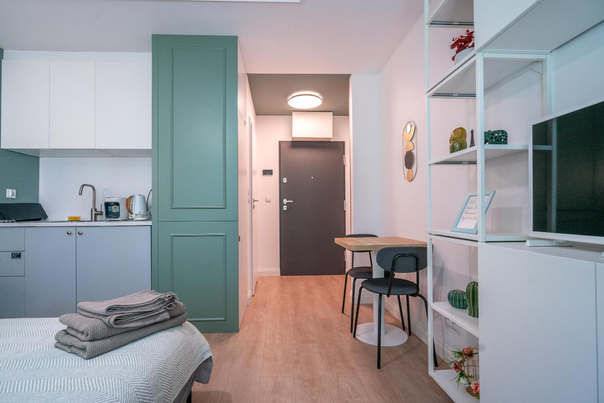 Apartment Fala Metro Sgh Klub Stodola Parking Parkview Fast Wifi